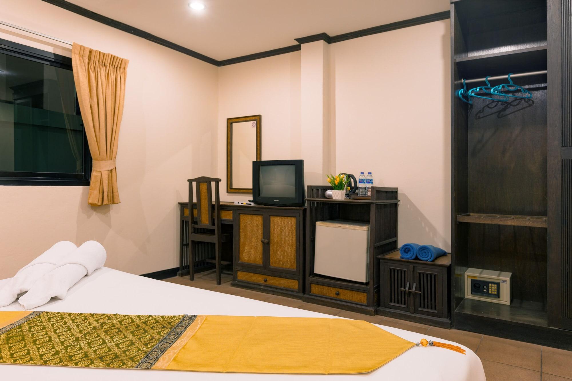 Seeka Boutique Resort Patong Экстерьер фото